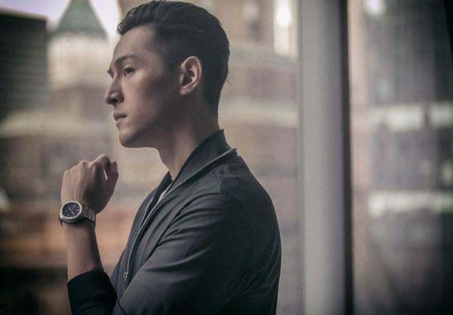 爆料胡歌结婚的新闻视频,幸福牵手，共筑爱巢